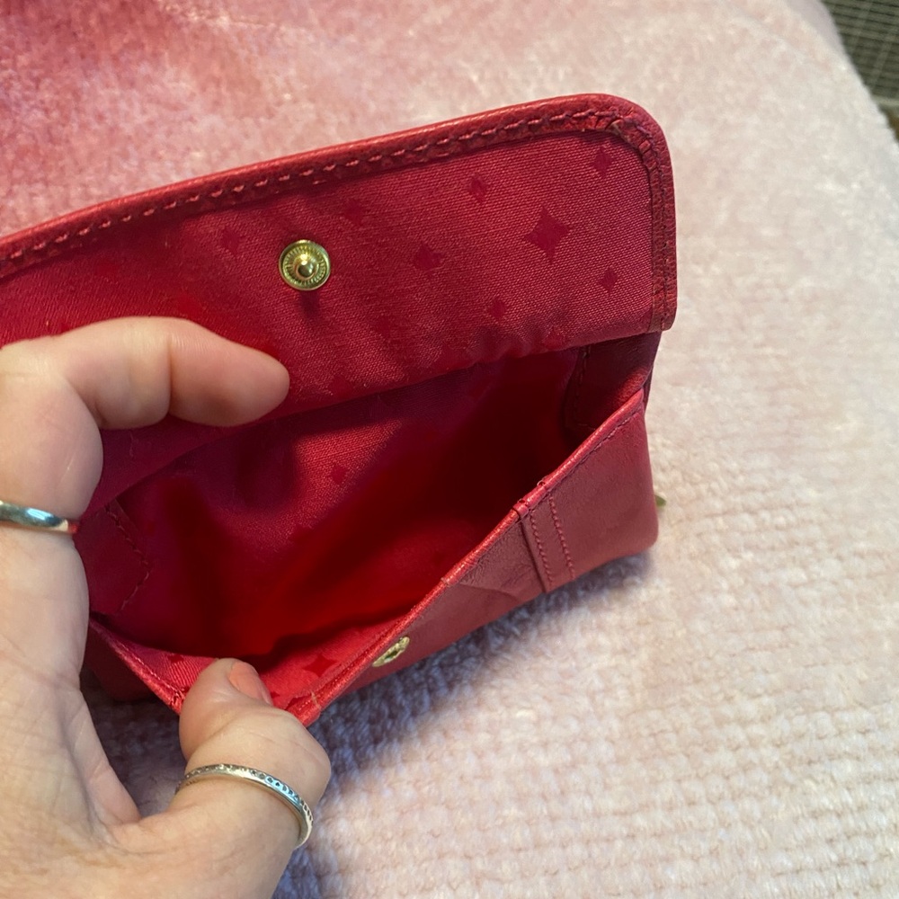 EUC! Fossil Red Leather Compact Wallet - Picture 2 of 7